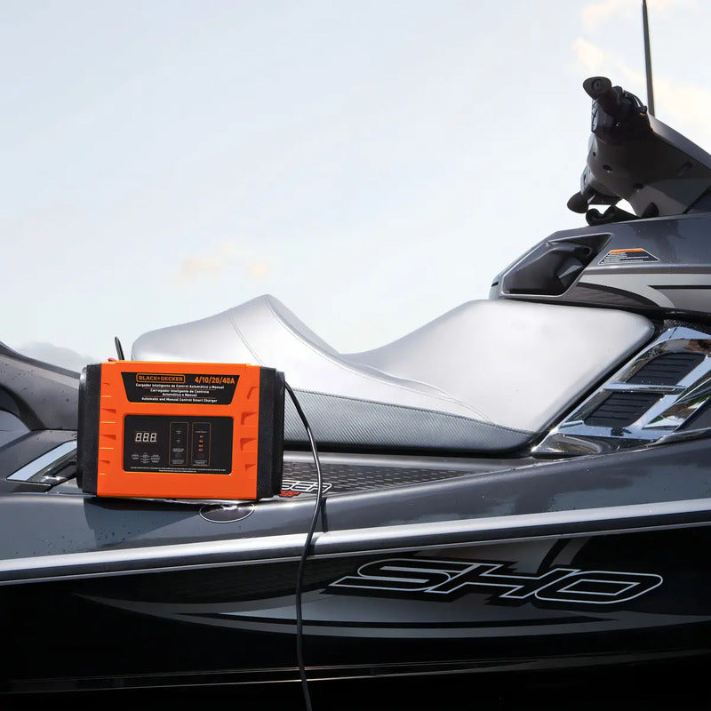 Cargador De Batería Inteligente Para Autos Cuarenta Amperios Modelo Bc40 Black Decker